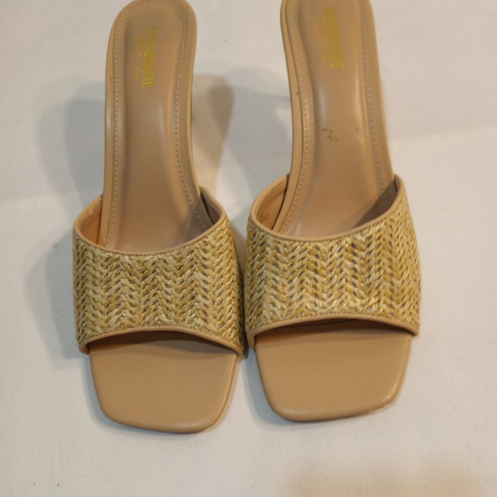 CUSHIONAIRE FABRIC SQUARE TOE KITTEN HEEL SANDALS WOMEN SIZE 9.5 - Picture 3 of 7